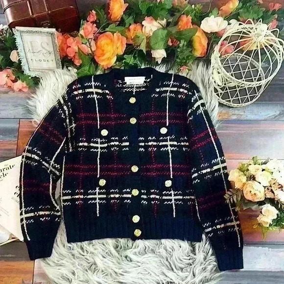 Evan Picone Vintage Hand Knit Wool & Angora Navy, Red & Gold Plaid Crop Sweater - Picture 1 of 10